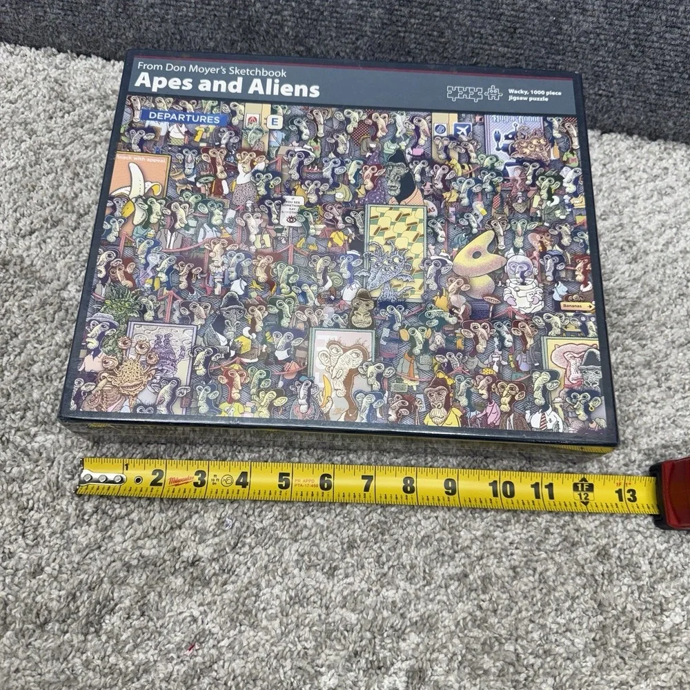 Apes‎ and Aliens wacky 1000 piece jigsaw puzzle NIB